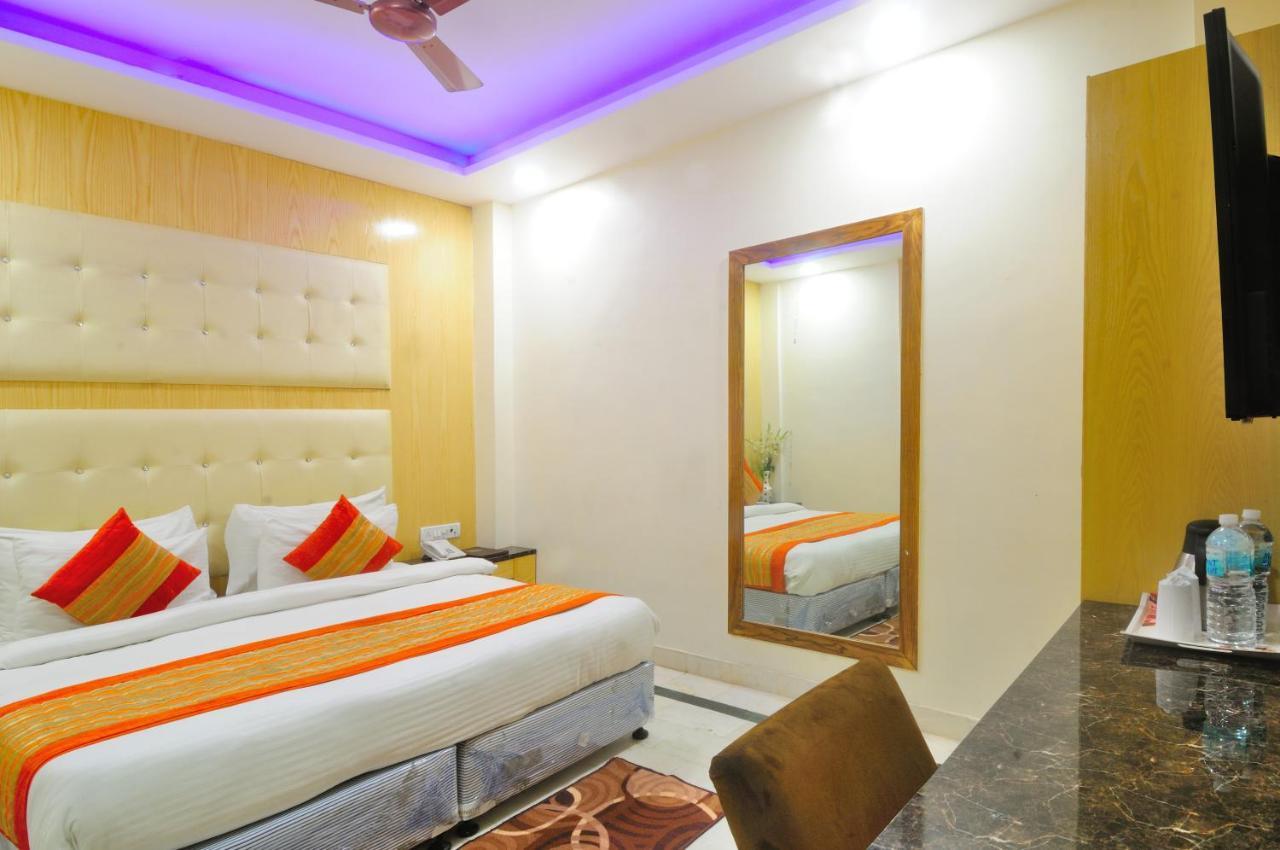 Hotel Karlo Kastle - Paharganj - Új-Delhi Kültér fotó