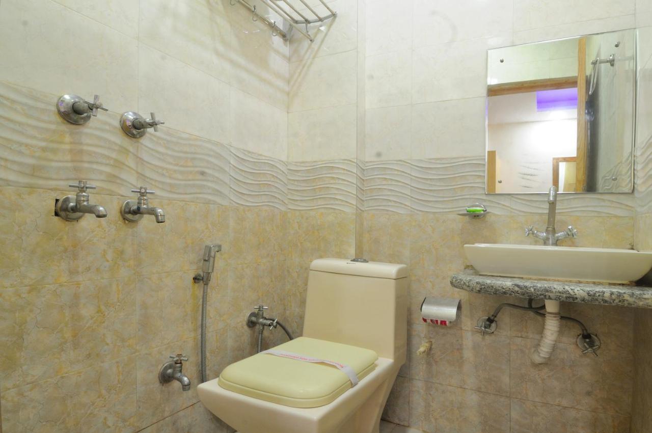 Hotel Karlo Kastle - Paharganj - Új-Delhi Kültér fotó